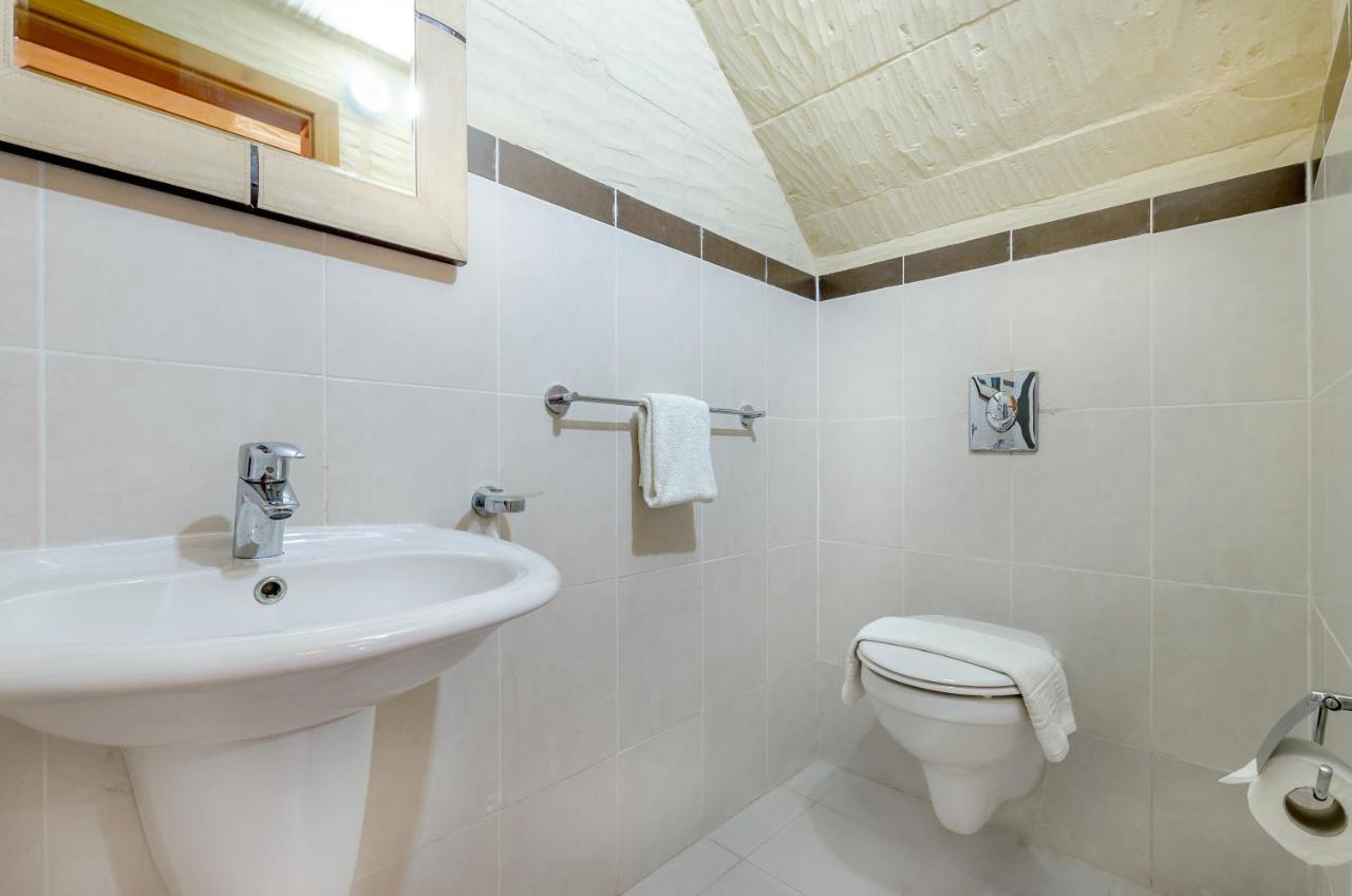 A Popular Pet Friendly Villa With A Pool, Gozo Xagħra Exterior foto